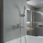 طقم خلاط حوض استحمام كونزا أوركس - فضي مصقول