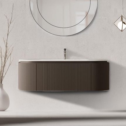 خزانة معلقة - سبينل