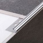 ⁦فاصل ديكور بلاط مقوس - فضي مطفي⁩ - الصورة ⁦2⁩