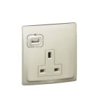 ليجراند - فيش ثلاثي 13 أمبير + مخرج USB - لؤلؤي