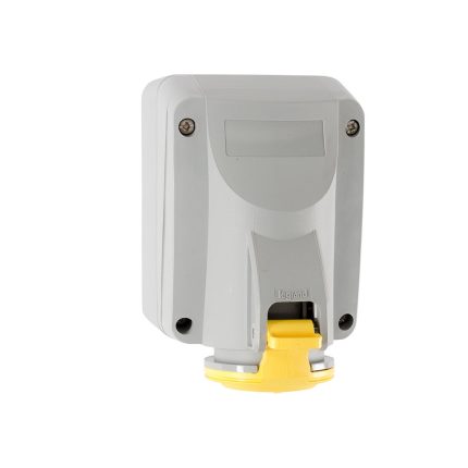 ليجراند - فيش صناعي 16A 2P+E 100/130V IP44, P17