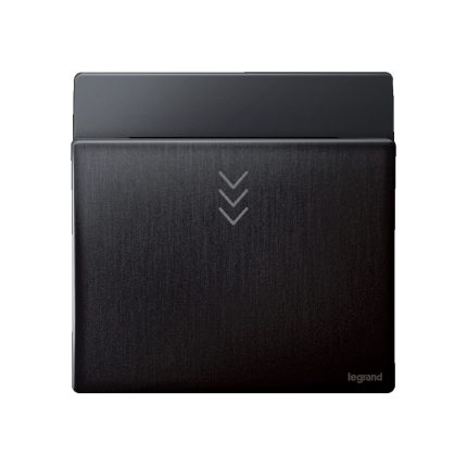 ليجراند - مفتاح كرت RFID ماليا - 30 ثانية - 230 فولت - لون أسود