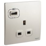 ليجراند - فيش ماليا - 13 أمبير مع مخرج USB - المواصفات البريطانية - لون بيج
