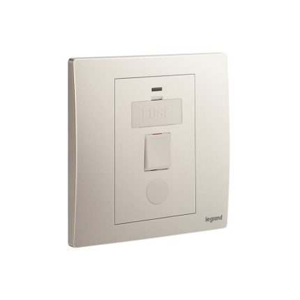 ليجراند - وحدة الاتصال المؤمنة Mallia Senses، مفرد، مفتاح، 13A 250V، مع مؤشر LED + منفذ سلك، Champagne