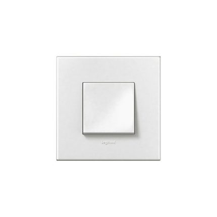 ليجراند - مفتاح أرتيور أحادي القطب - 16 أمبير - مربع - 2 موديول - أبيض