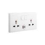 ليجراند - مقبس إلوي، متعدد المعايير، مفرد، أحادي القطب، Switched + USB-A + USB C، 16A، 250V، أبيض