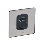 ليجراند - مخرج كيبل سينرجي - 20 أمبير - 250 فولت - Sleek - ستانليس ستيل