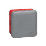ليجراند - علبة التوصيل Plexo، 7 فتحة، 80x80x45mm، مربع، Grey/Red، RAL7037 و RAL3000