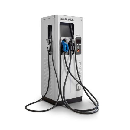 سكامي - محطة شحن DC، 60kW DC + 43kW AC، CCS2 + CHAdeMO + T2، 4.5م