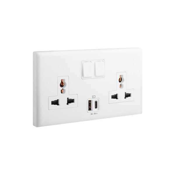 LEGRAND - Socket Eloe, Multistandard, 1 Gang, Single Pole, Switched + USB A + USB C, 16A, 250V, White