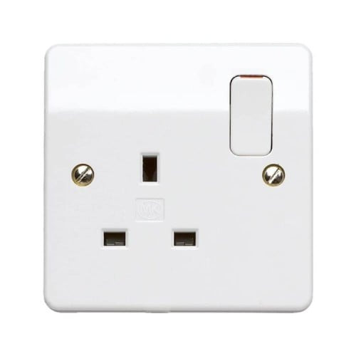 Single socket with 13 amp switch from MK