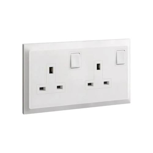 Legrand socket with two switches - 13 amp (Blanco S)