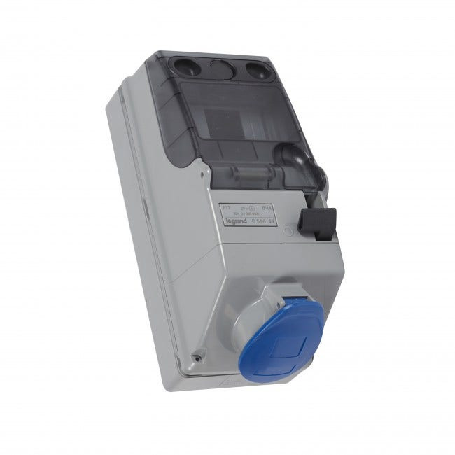 LEGRAND - Combined Unit 32A 2P+E 200/250V, P17, IP44