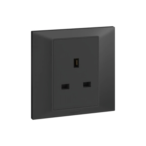Single socket 13 amp - 250 volt from Legrand (Blanco S)