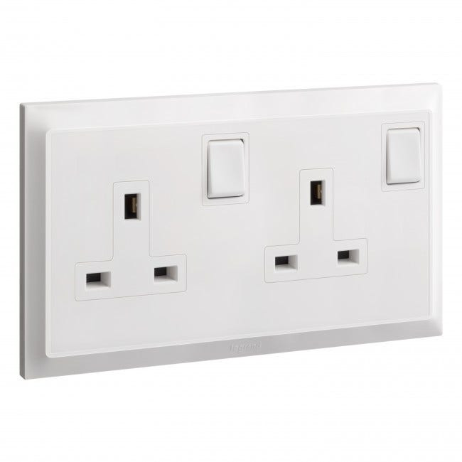 LEGRAND - British standard socket outlet Belanko S - 13A x 250V~ 2 gang double pole switched - White