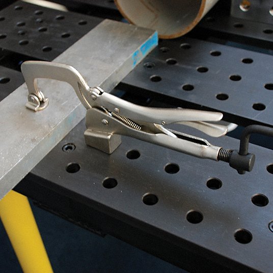 30D258_1-1.jpg مشبك تثبيت الطاولة, ٣-٣ / ٨ x, ٤ x, ١٢ بوصة - الصورة 1