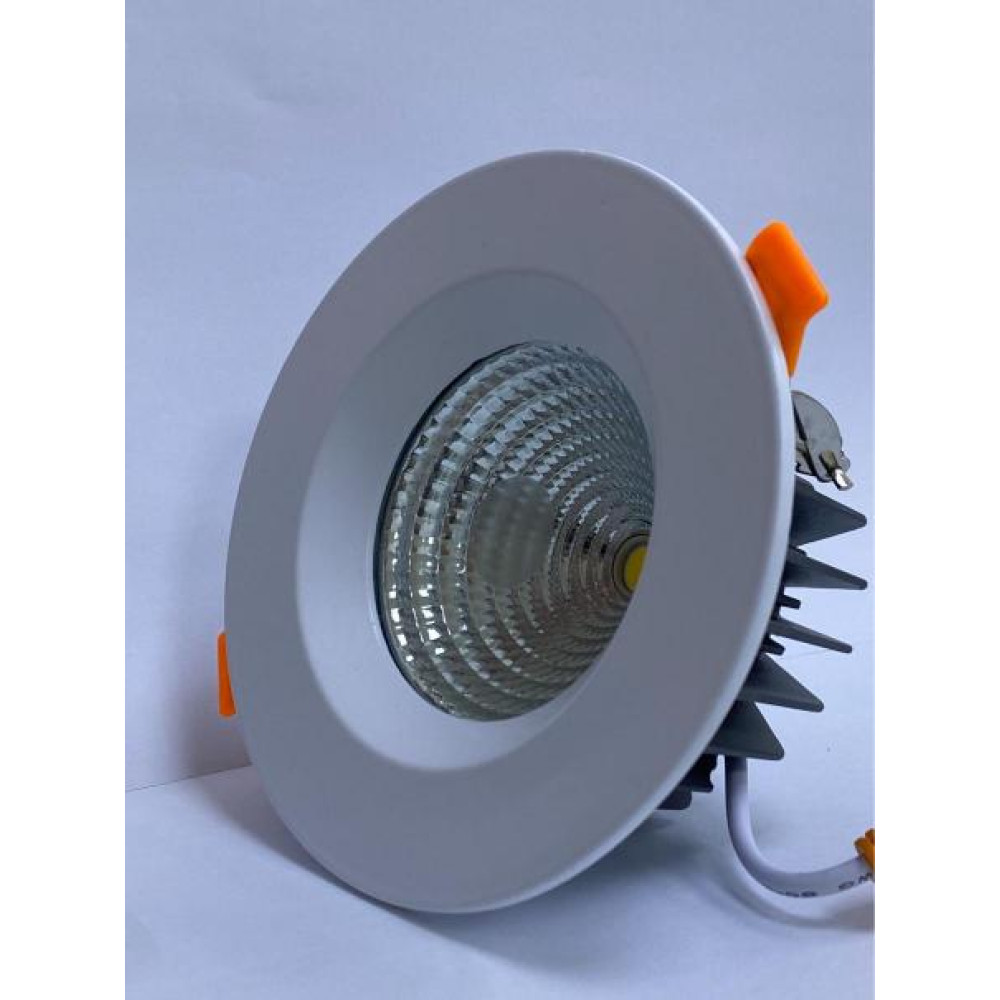 Cob-Downlight-15-Watt-White-Frame-Clear-10-CM-1000x1000-2.jpg كوب عميق 15 وات إطار أبيض شفاف 10 سم اضاءه أصفر - الصورة 1