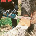 Petrol Chain Saw, 450mm (18 inch) , 0.56L, 4.6kg - Image 3