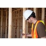 ⁦ليزر قياس المسافة، اقصى قياس مسافة 330 قدماً، ± 1/16 بوصة ،  بطاريه (2) AAA ، للقياس الداخلي⁩ - الصورة ⁦3⁩