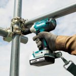 ⁦مفك كفرات لاسلكي (امباكت رينش)، 18 فولت، 1/2 بوصة، 320 نيوتن متر، 2300 دورة في الدقيقة، 1.5 كجم⁩ - الصورة ⁦2⁩