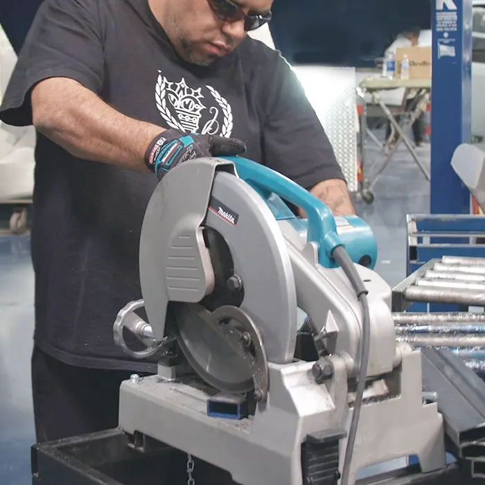 yUhwKrc8q1Cu-1.webp منشار حديد كهربائي ،الشفرة 12 بوصة، عمق القطع 115 مم ، 1750 وات ، 1300 دورة في الدقيقة ، 19.3 كجم - الصورة 1